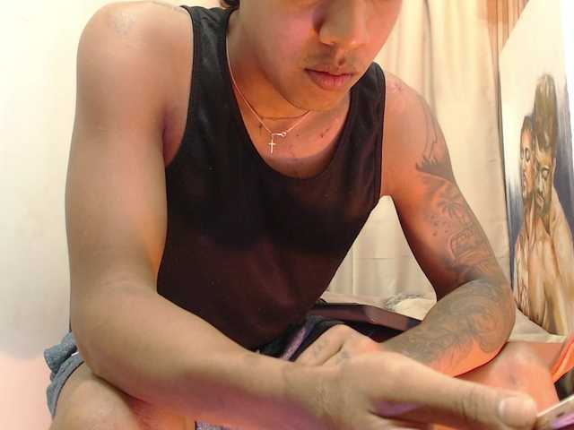Watch mr-stiven1 Streaming Live