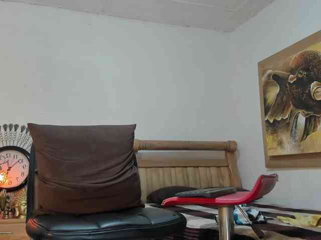 mr-stiven1 Live Webcam on BongaCams