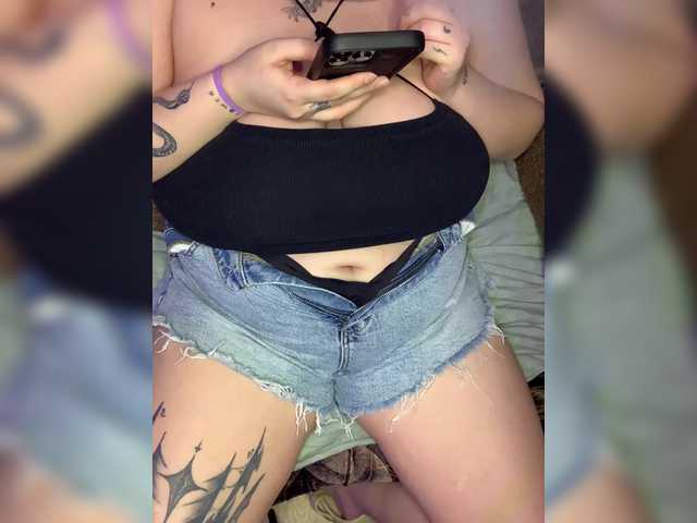 LikoNik's BongaCams show and profile