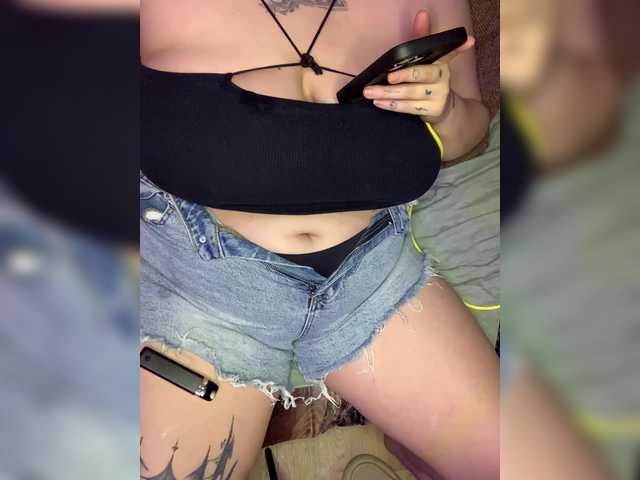 LikoNik's BongaCams show and profile