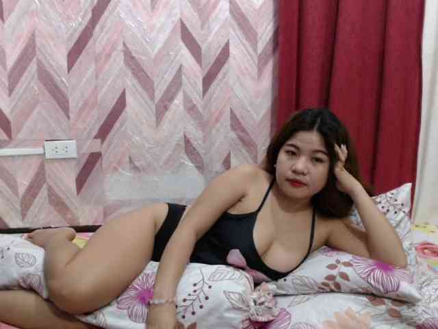 Kira-Rosse201 webcam