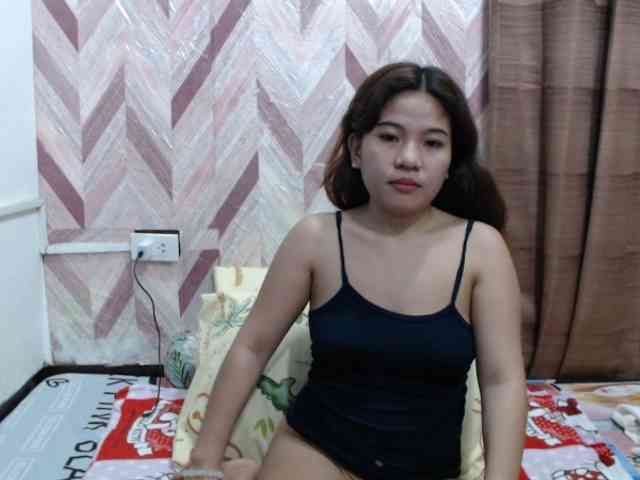 Kira-Rosse201 webcam