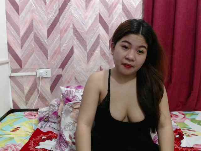 Kira-Rosse201 webcam