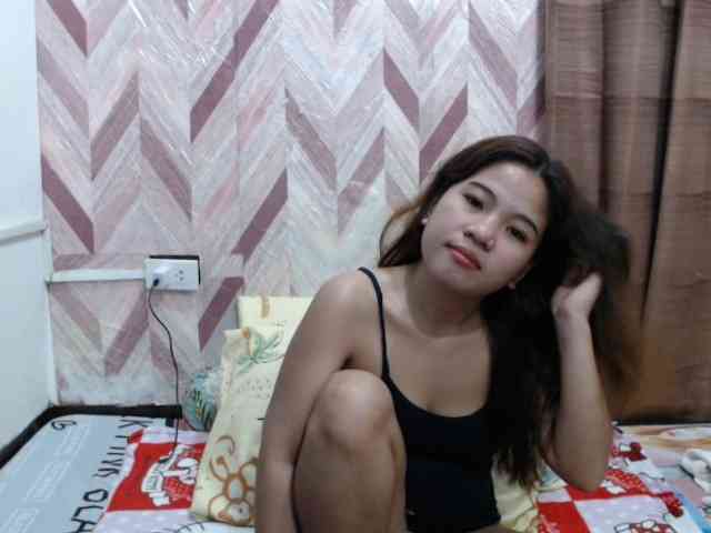 Kira-Rosse201 webcam