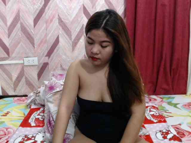Kira-Rosse201 webcam