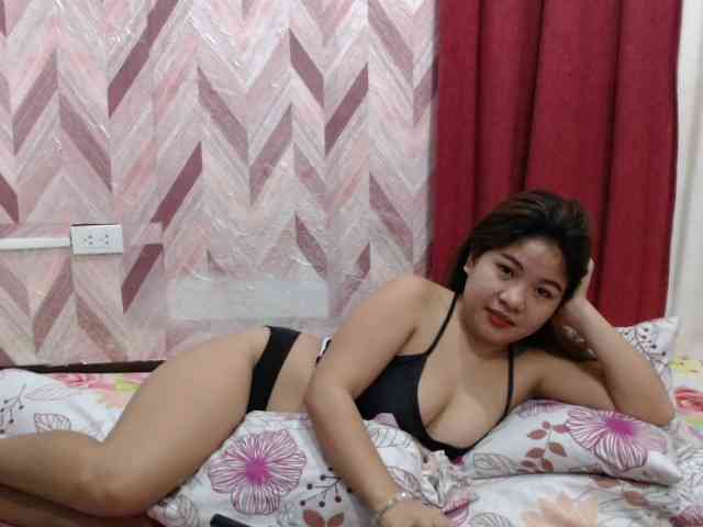 Kira-Rosse201 webcam