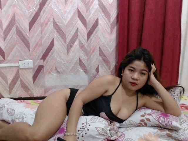Kira-Rosse201 webcam