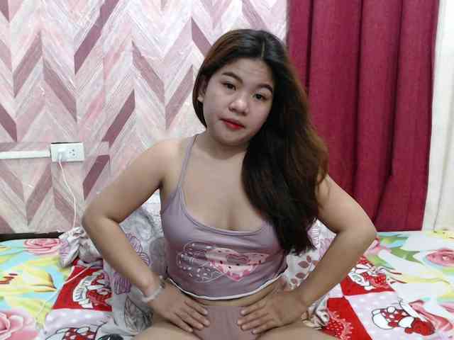 Kira-Rosse201 webcam