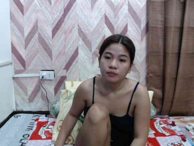 Kira-Rosse201 webcam