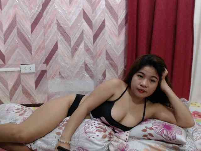 Kira-Rosse201 webcam