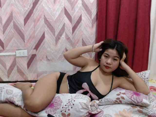 Kira-Rosse201 webcam
