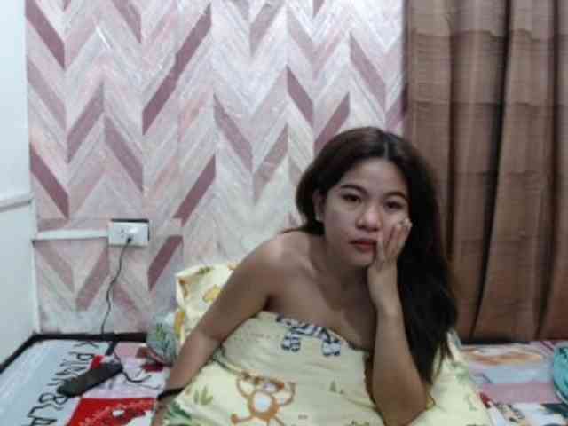 Kira-Rosse201 webcam