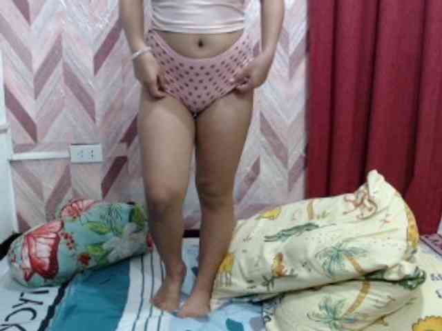 Kira-Rosse201 webcam