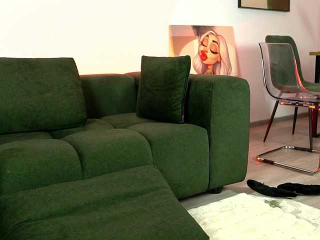 AmberGolden's BongaCams show and profile