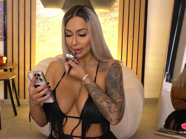 AmberGolden live cam