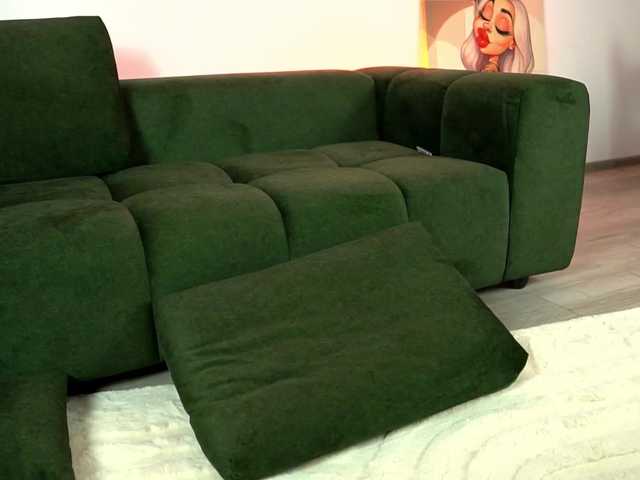 AmberGolden's BongaCams show and profile