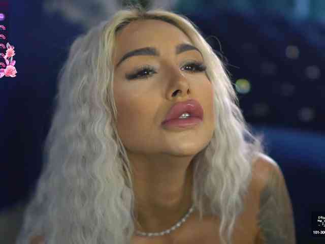 AmberGolden webcam