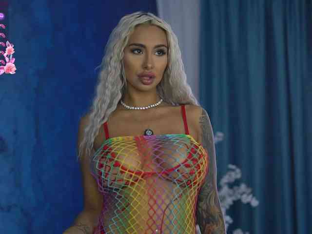 AmberGolden webcam