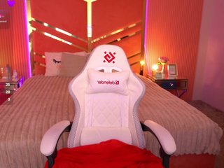 MikiiKiwi Porn Show