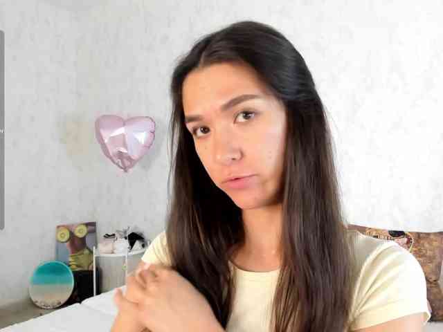 charmingkitty webcam