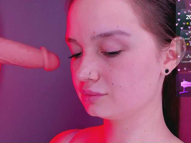 bitchpeace's BongaCams show and profile