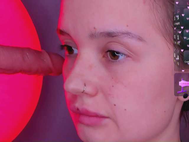 bitchpeace's BongaCams show and profile