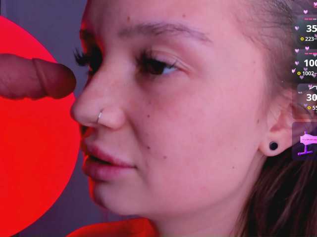 bitchpeace's BongaCams show and profile