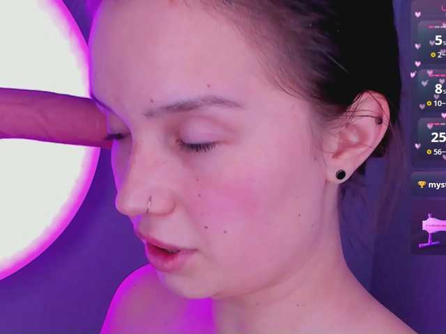 bitchpeace's BongaCams profile