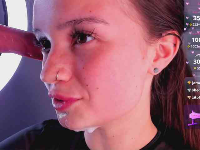 bitchpeace webcam