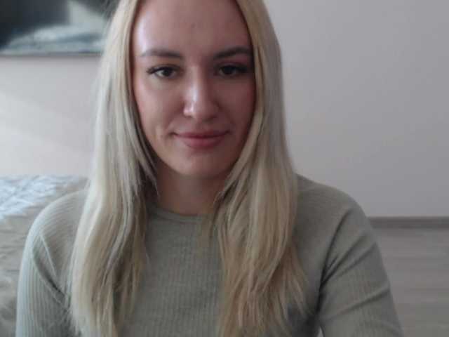 shymiaa1's BongaCams show and profile
