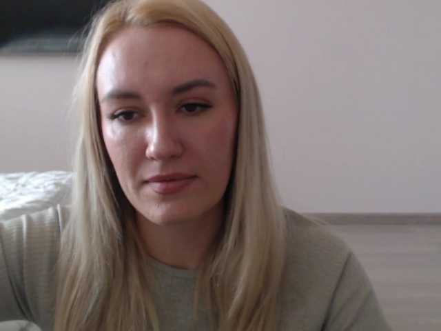 shymiaa1's BongaCams show and profile