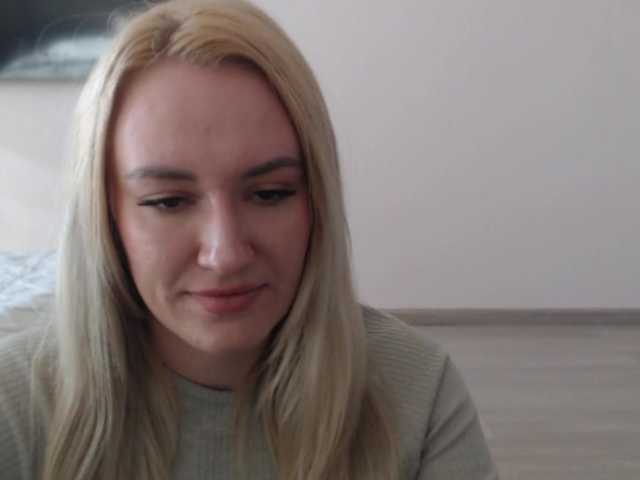 shymiaa1's BongaCams show and profile