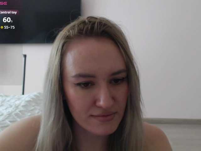 shymiaa1's BongaCams show and profile