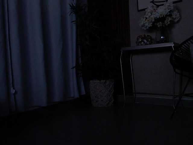 Sharlotte-Milk from BongaCams