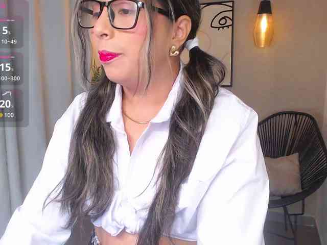 Sharlotte-Milk webcam
