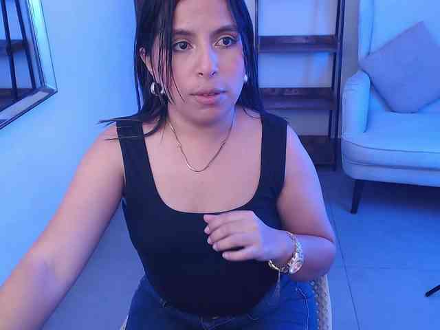 Sharlotte-Milk Sharlotte-Milk