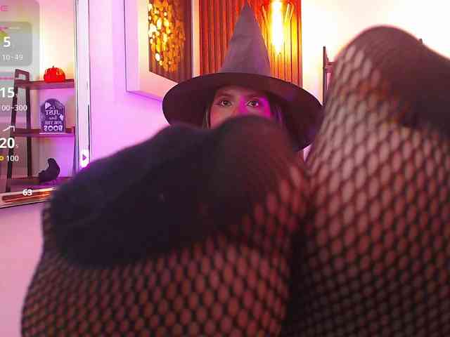 Sharlotte-Milk webcam