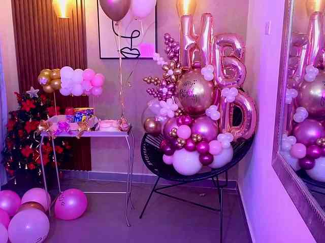 Sharlotte-Milk webcam