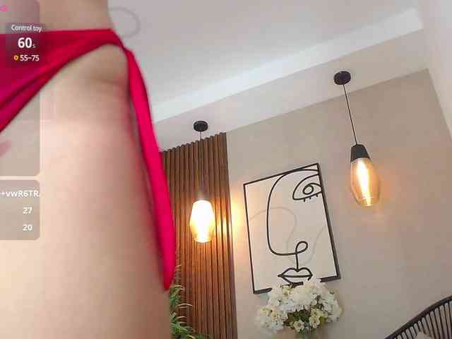 Sharlotte-Milk webcam