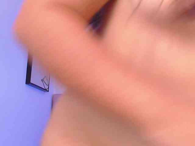 Sharlotte-Milk webcam