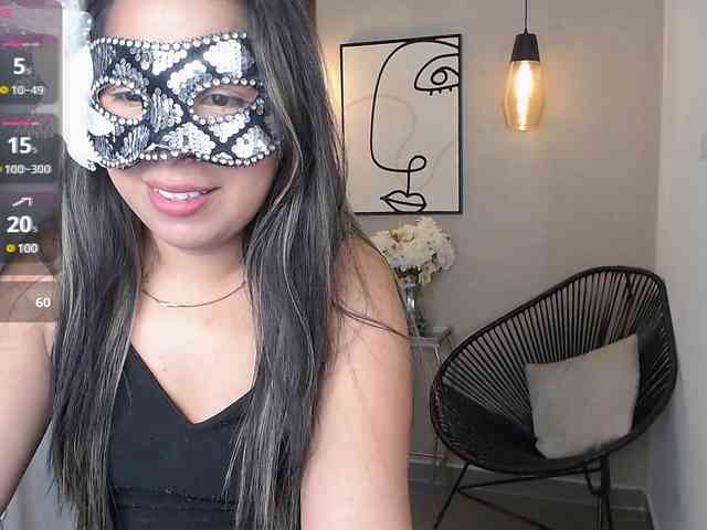 Sharlotte-Milk webcam