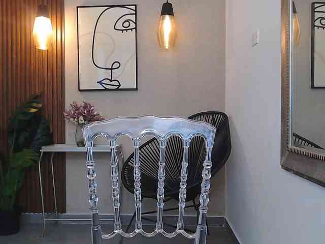 Sharlotte-Milk Sharlotte-Milk