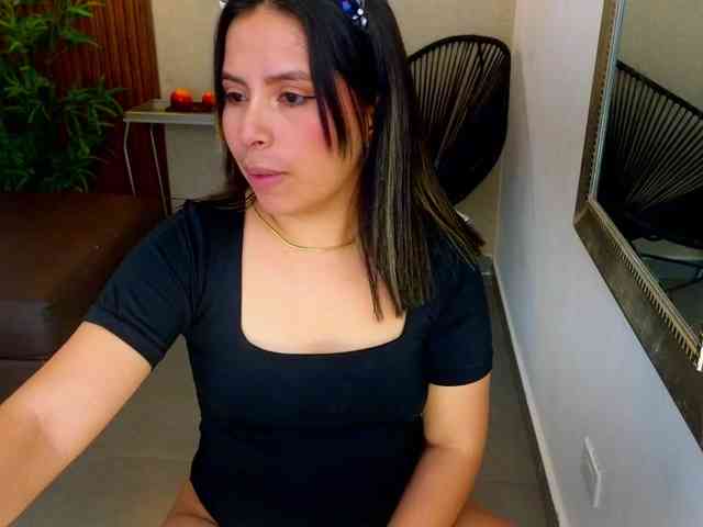 Sharlotte-Milk Sharlotte-Milk