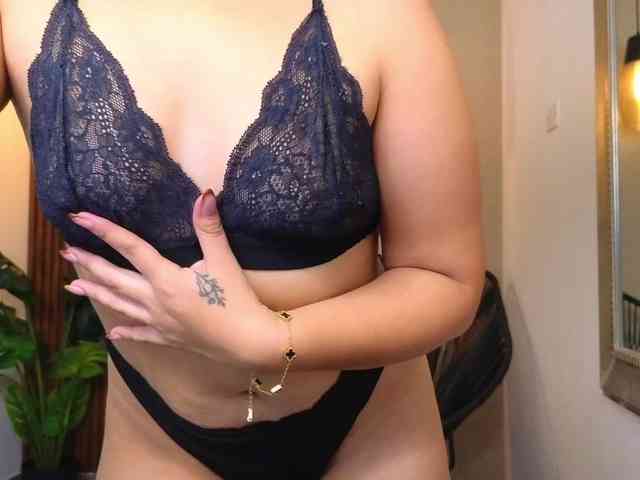 Sharlotte-Milk Sharlotte-Milk