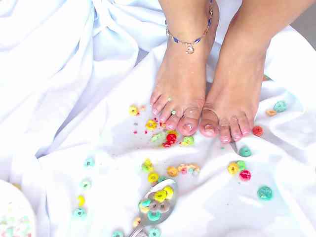 Sharlotte-Milk webcam