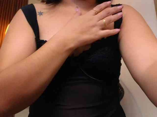 Sharlotte-Milk Sharlotte-Milk