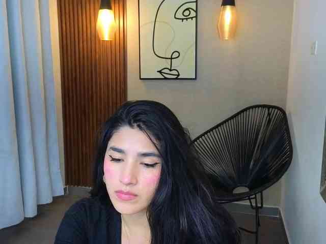 Sharlotte-Milk Sharlotte-Milk