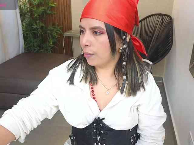 Sharlotte-Milk Sharlotte-Milk