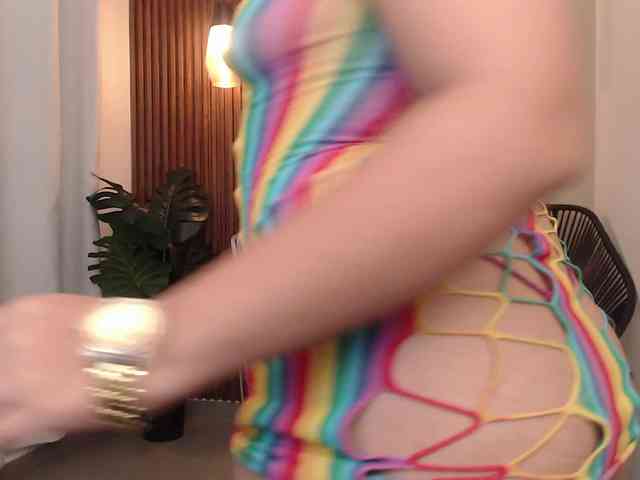 Sharlotte-Milk webcam