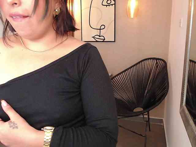 Sharlotte-Milk Sharlotte-Milk